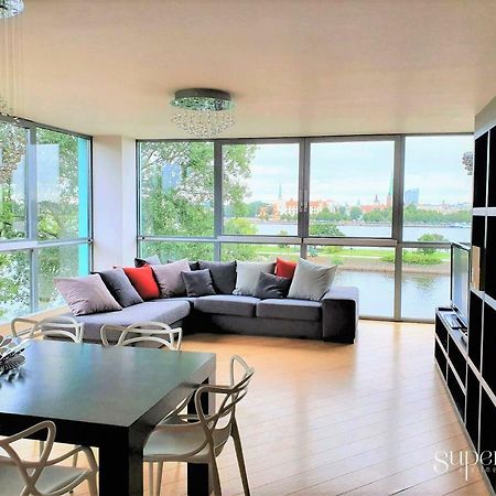 Winwinstay Superior Apartment By River Daugava Riga Exterior foto
